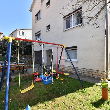 Traditional Apartment In Zadar With Garden Экстерьер фото